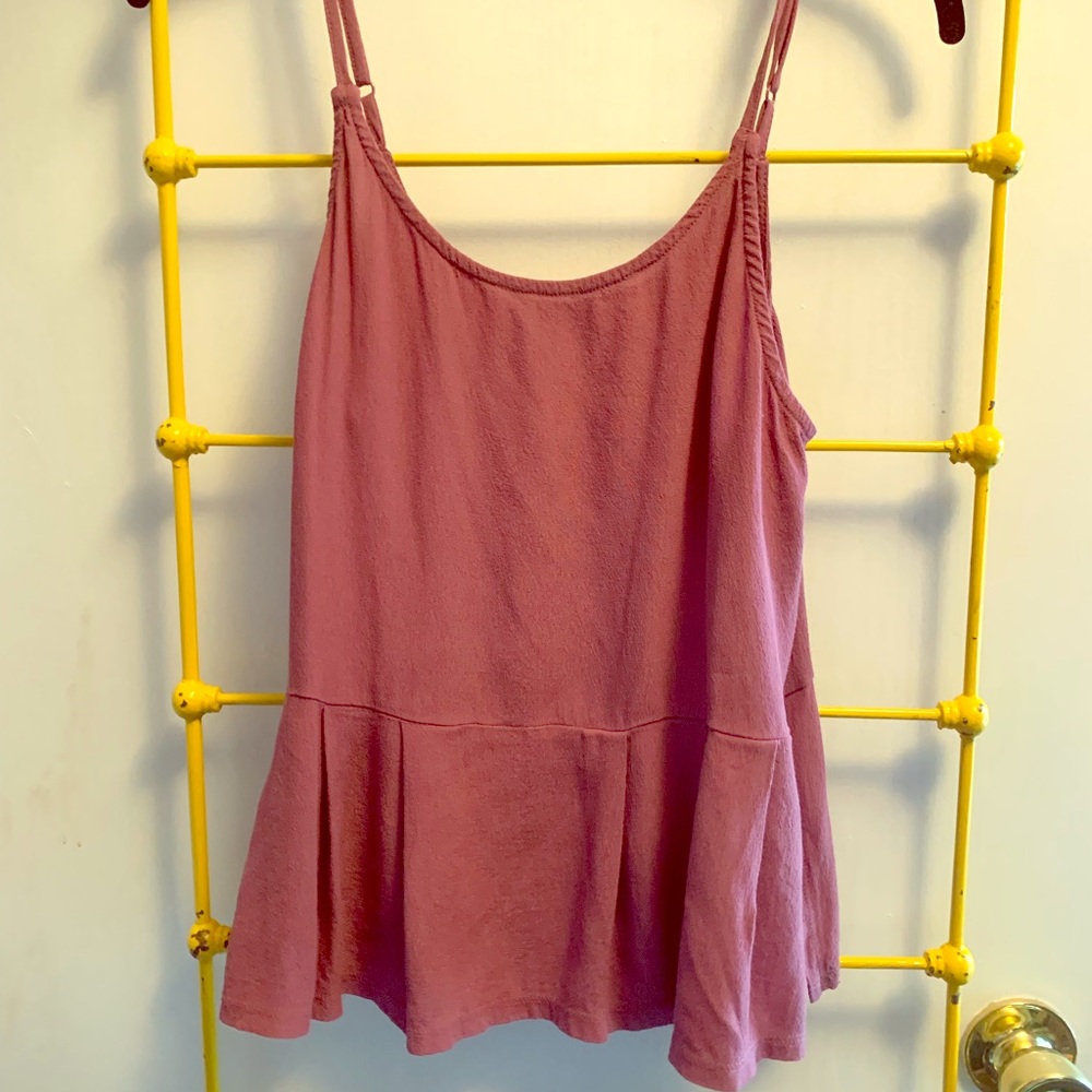 BKE red Medium tank with side slits